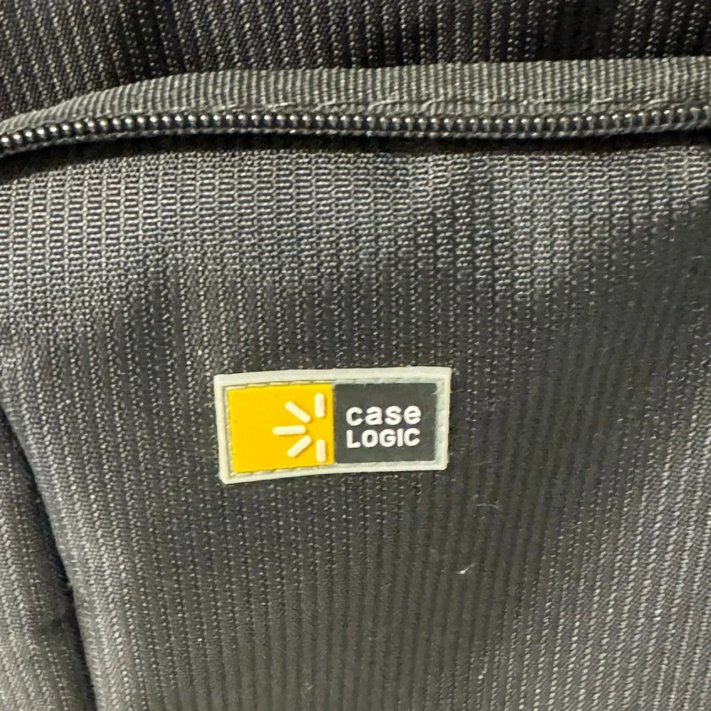 Case Logic Camera Backpack DSLR Gadget Bag Photo Gear Travel Daypack
